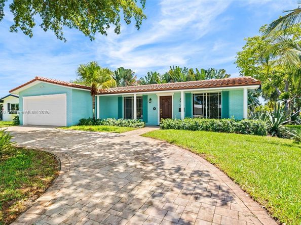 5414 W Park Rd, Hollywood FL 33021