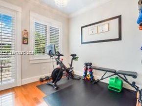 7821 SW 54th Ct, Miami FL 33143