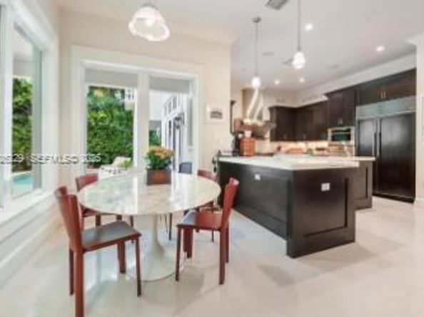 7821 SW 54th Ct, Miami FL 33143