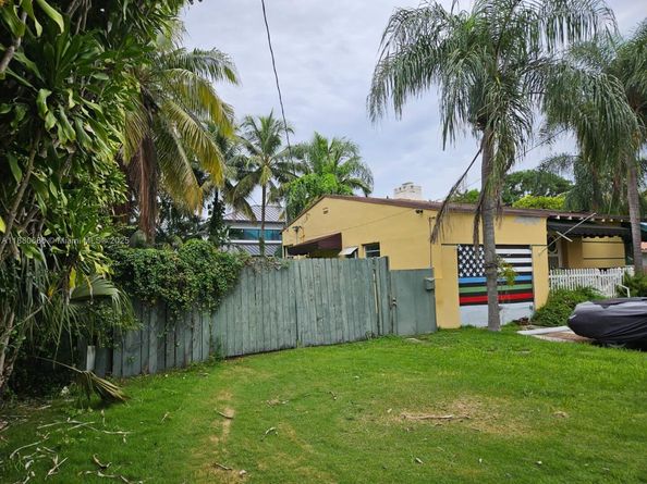 4021 SW 6th St, Miami FL 33134