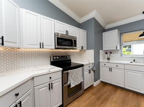 13080 NW 8th Ct, Sunrise FL 33325
