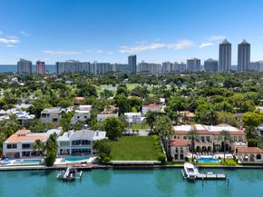 5226 N Bay Rd, Miami Beach FL 33140