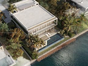5226 N Bay Rd, Miami Beach FL 33140
