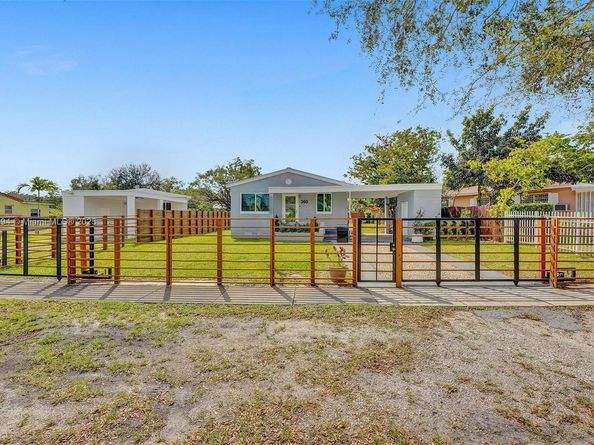 360 NW 132nd St, North Miami FL 33168