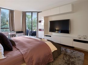 3640 Yacht Club Dr 304, Aventura FL 33180