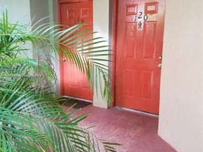 216 Lake Pointe Dr 120, Oakland Park FL 33309