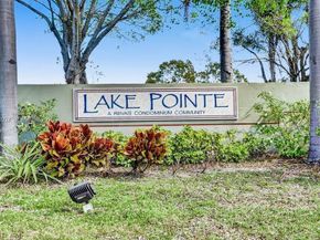 216 Lake Pointe Dr 120, Oakland Park FL 33309