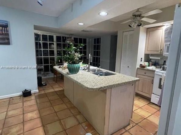 1350 S Fieldlark Ln, Homestead FL 33035