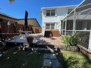 1350 S Fieldlark Ln, Homestead FL 33035