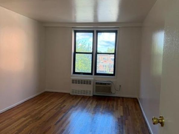 144-63 35th Avenue 3M, Flushing NY 11354