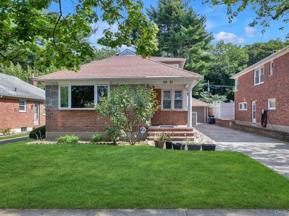 56-21 E Hampton Boulevard, Bayside NY 11364
