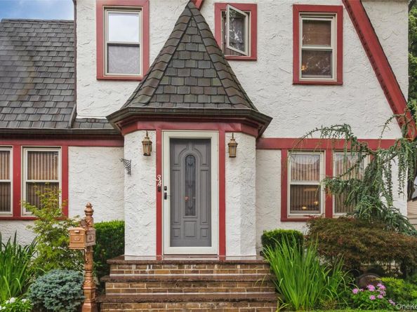 34 Archer Road, West Hempstead NY 11552