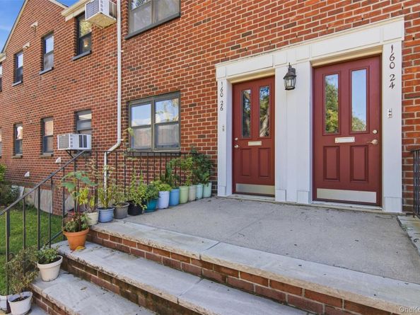 160-26 17th Avenue 5128, Whitestone NY 11357