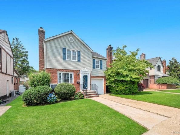 78-28 222nd Street, Oakland Gardens NY 11364