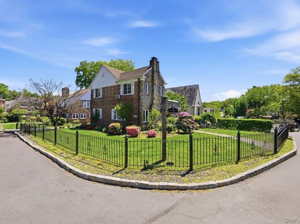 51 Cumberland Drive, Yonkers NY 10704