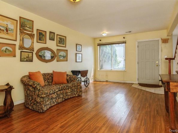 51 Alhambra Drive 51, Oceanside NY 11572