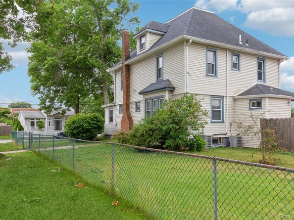 112 Woods Avenue, Roosevelt NY 11575