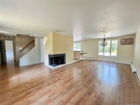 119 Holbrook Road, Holbrook NY 11741