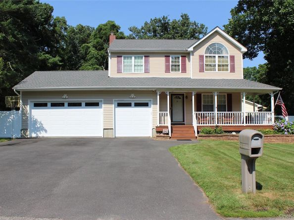 3 Lonscreek Place, Mastic Beach NY 11951