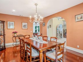 589 Landing Avenue, Smithtown NY 11787