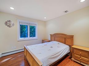 589 Landing Avenue, Smithtown NY 11787