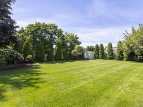 16 Redwood Lane, South Setauket NY 11720
