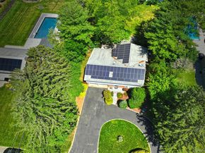 8 Foothill Lane, East Northport NY 11731