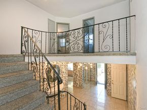 8 Foothill Lane, East Northport NY 11731