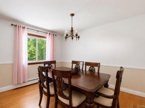 26 Valley Street, Ronkonkoma NY 11779