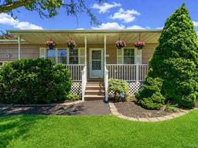100 Donna Drive, Baiting Hollow NY 11933
