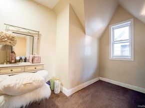 17 S 7th Avenue, Mount Vernon NY 10550