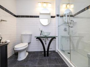 55 Clinton Avenue 401, Rockville Centre NY 11570