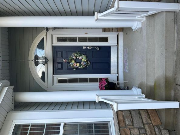 56 Foxglove Row, Aquebogue NY 11901