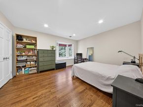 60 Plymouth Road, Great Neck NY 11023