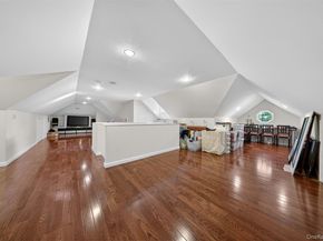60 Plymouth Road, Great Neck NY 11023
