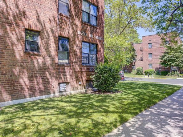 215-40 47th Avenue 3A, Bayside NY 11361