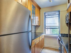 215-40 47th Avenue 3A, Bayside NY 11361