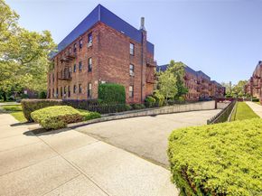 215-40 47th Avenue 3A, Bayside NY 11361