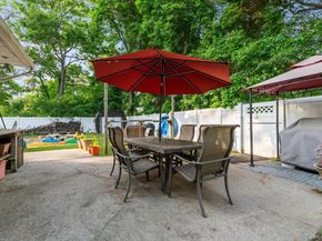 7 Maple Avenue, Holbrook NY 11741