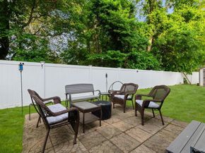 7 Maple Avenue, Holbrook NY 11741