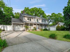 7 Maple Avenue, Holbrook NY 11741