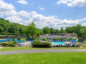 91 Heritage Hills D, Somers NY 10589