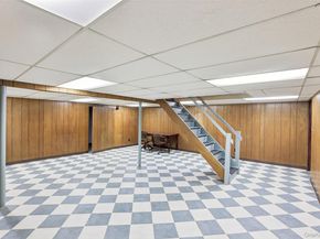 6 Berry Lane, Glen Cove NY 11542