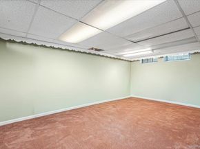 110 Knollwood Road, Rockville Centre NY 11570