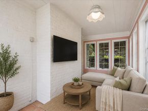 110 Knollwood Road, Rockville Centre NY 11570