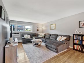 14 Ivy Street 1A, Farmingdale NY 11735