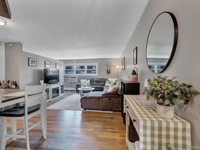 14 Ivy Street 1A, Farmingdale NY 11735