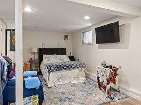 139 Baker Court, Island Park NY 11558