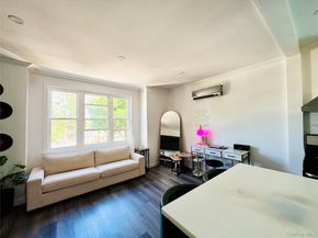6220 80th Road, Glendale NY 11385