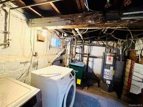 6220 80th Road, Glendale NY 11385